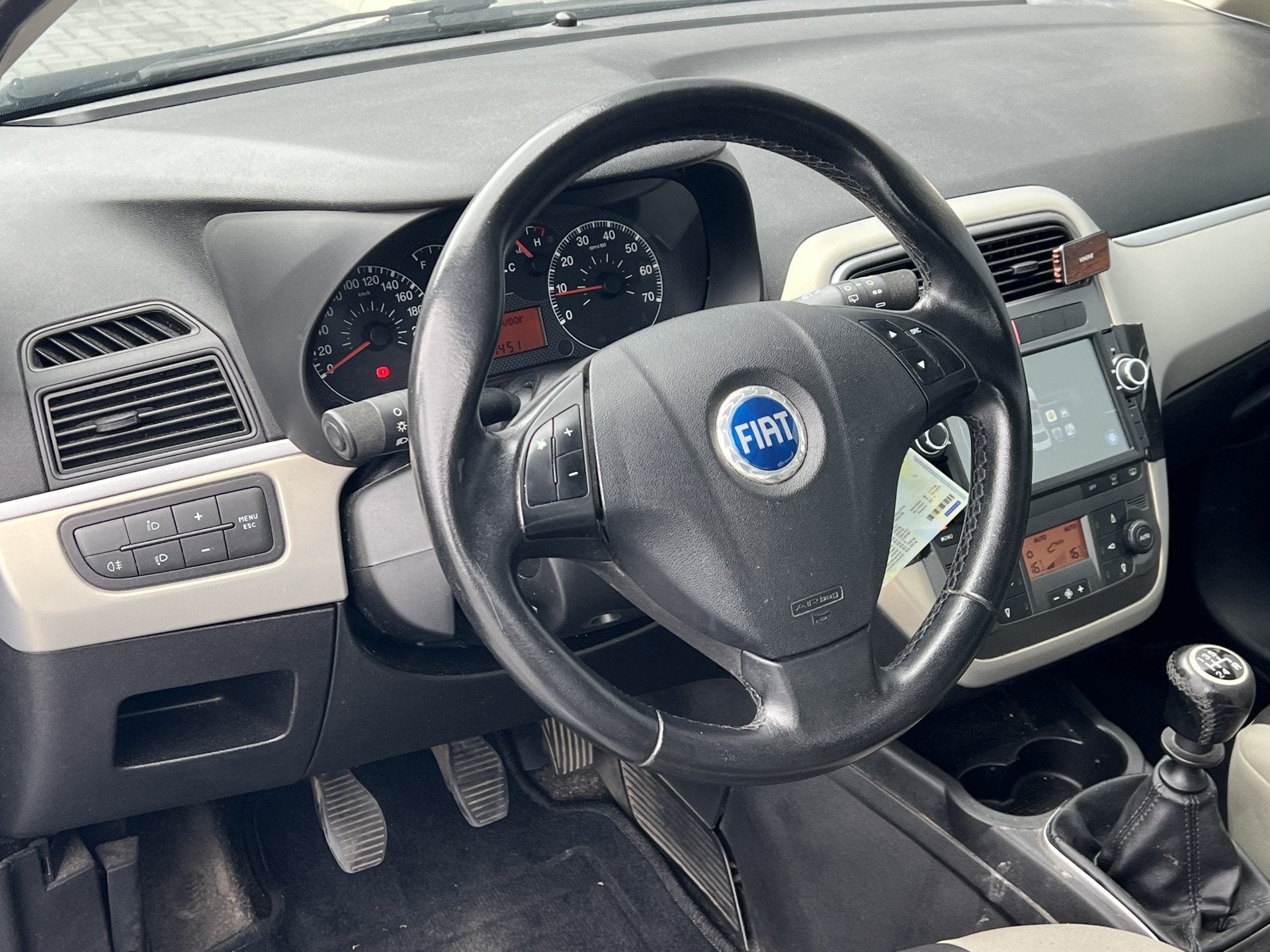 Fiat Grande Punto 1.4 Active | Airco | Achteruitrijcamera, Auto's, Voorwielaandrijving, Stof, Zwart, 4 cilinders