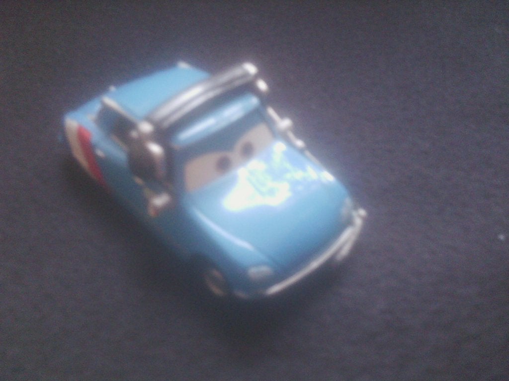 Disney Cars 2 Auto's       Bruno Motoreau (Zeldzaam), Ophalen of Verzenden, Zo goed als nieuw