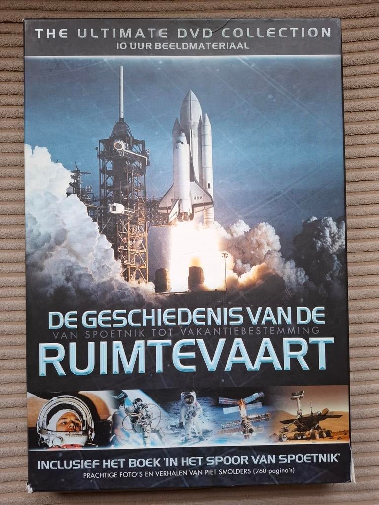 De geschiedenis van de ruimtevaart boek met DVD collectie, Alle leeftijden, Ophalen of Verzenden, Zo goed als nieuw