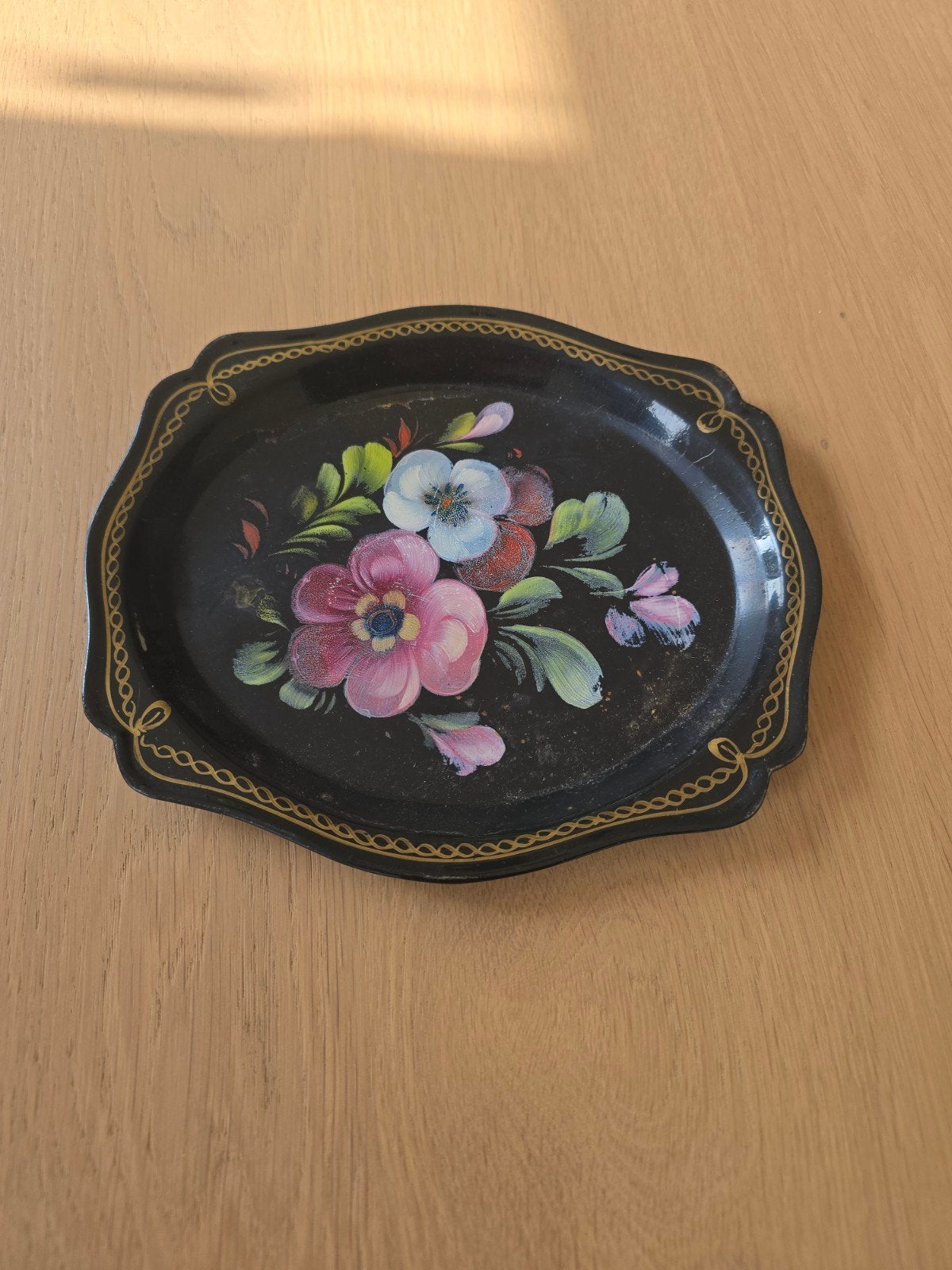 Antiek blikken dienblad met bloemendecor €4,95, Ophalen of Verzenden, Zo goed als nieuw, Metaal
