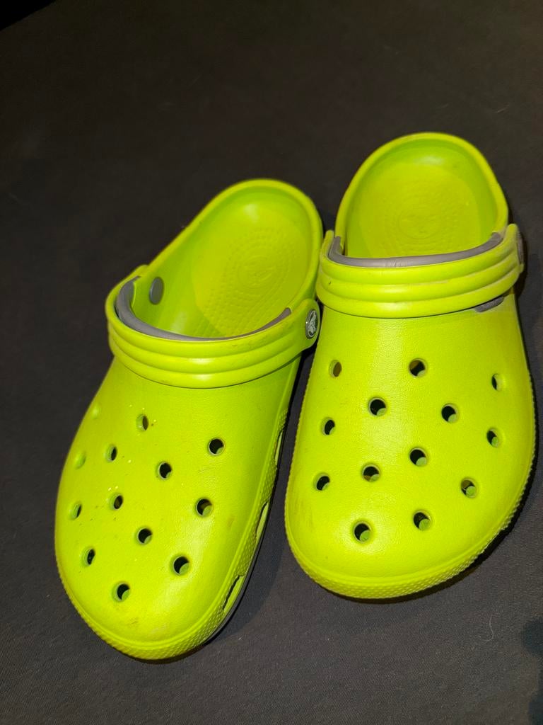 Nieuwe Crocs - Maat 6 (Wijdte 8) - Te Groot Gekocht, Kinderen en Baby's, Babykleding | Schoentjes en Sokjes, Ophalen, Nieuw