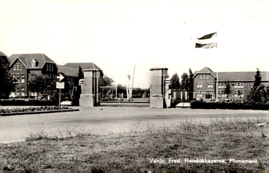 Venlo Fred. Hendrikkazerne # 465, Verzamelen, Ophalen of Verzenden, 1960 tot 1980, Gelopen, Limburg