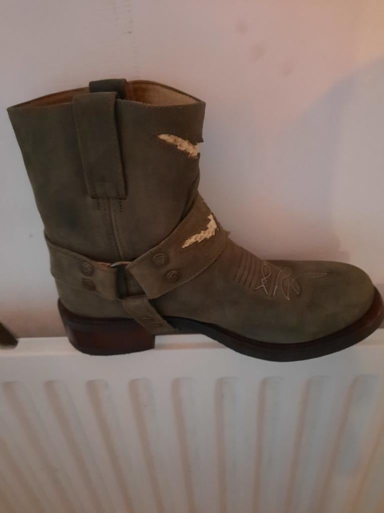 Sendra laarsjes mooie kleur groen Maat 37, Ophalen of Verzenden, Zo goed als nieuw, Groen