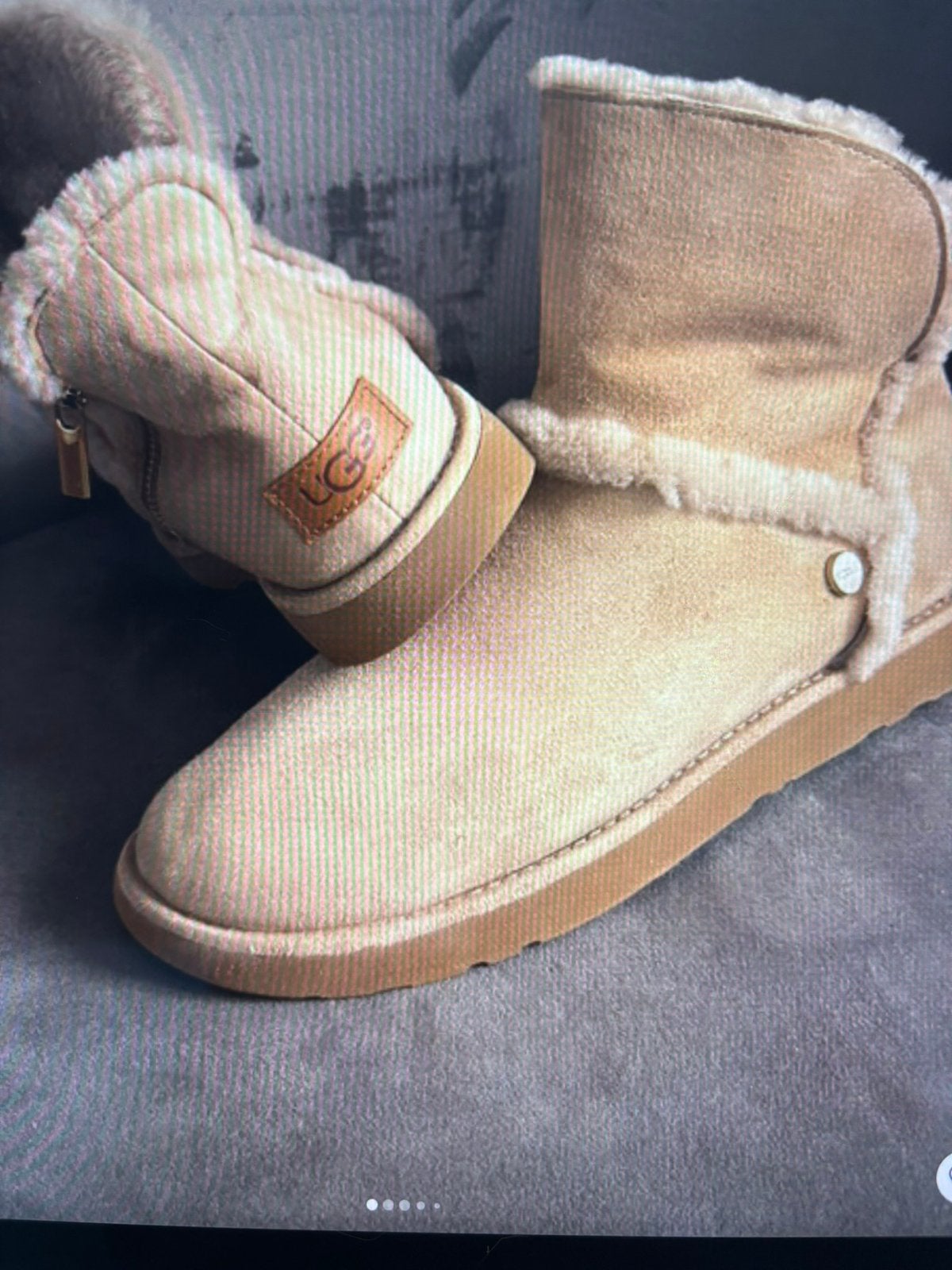 Uggs beige maat 41 - Zo goed als nieuw, Kleding | Dames, Ophalen of Verzenden, Zo goed als nieuw, Beige, Lage of Enkellaarzen