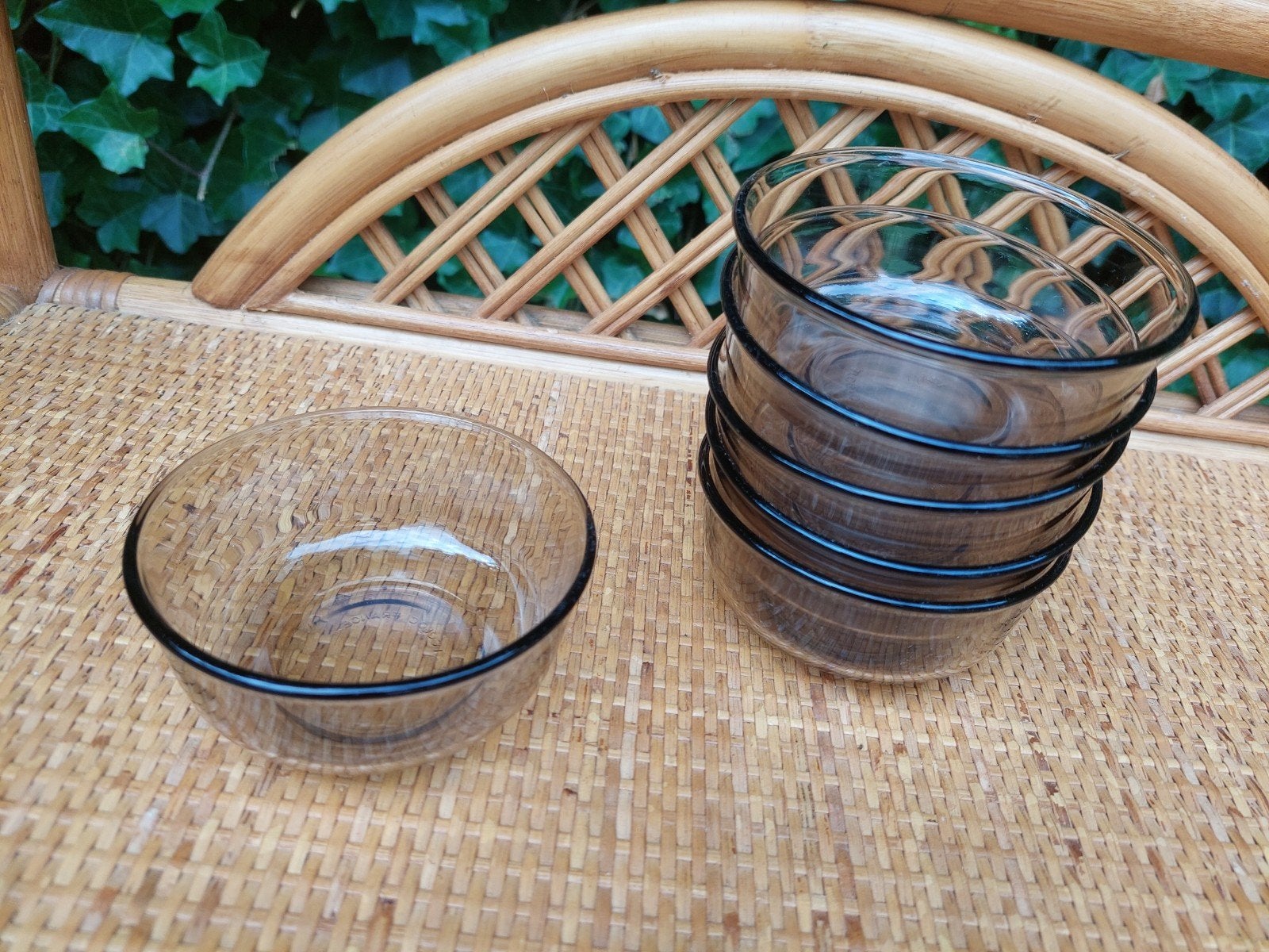 6 Arcoroc schaaltjes, rookglas, vintage, Huis en Inrichting, Keuken | Servies, Ophalen of Verzenden, Overige stijlen, Glas, Schaal of Schalen