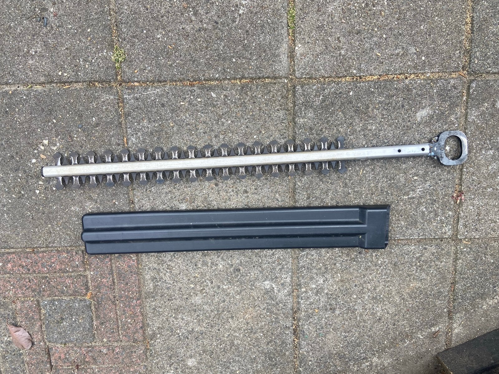 Heggenschaar blad met beschermkap 60 cm, Ophalen, Gebruikt, Elektrisch