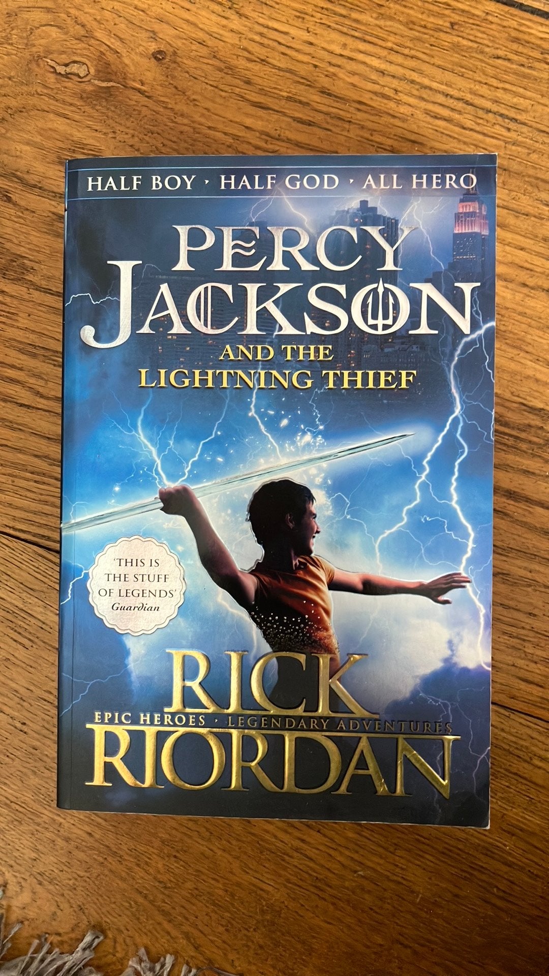 Percy Jackson and the lightning thief, Rick Riordan, Engels, Ophalen of Verzenden, Zo goed als nieuw, Fictie
