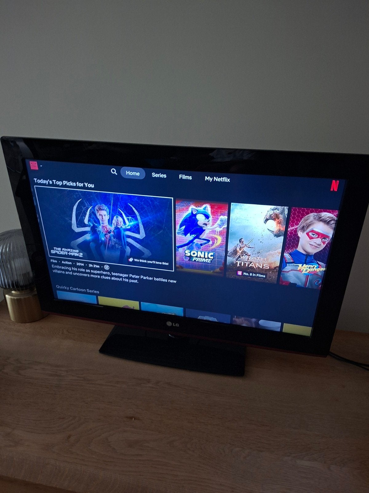 LG TV met voetplaat+ophangsysteem 32 inch - Model 32LD350, Ophalen, Gebruikt, 50 Hz, LCD