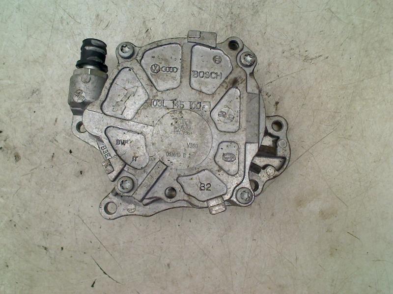 Vacuumpomp Volkswagen CC (358) (2011-11/..) 03L145100F, Gebruikt, Volkswagen, Volkswagen AG, Kundenbetreuung@volkswagen.de