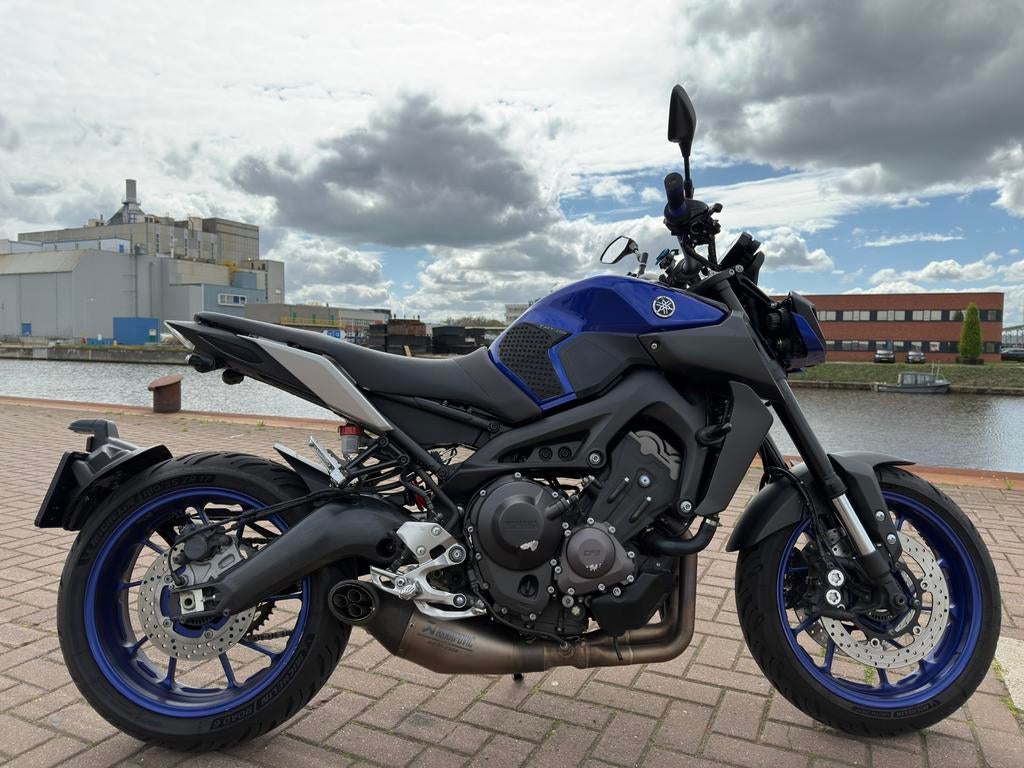 Yamaha MT-09 / Akrapovic Titanium / instelbare BiTubo vering, 890 cc, Motorrijbewijs A, Gebruikt, 3 cilinders