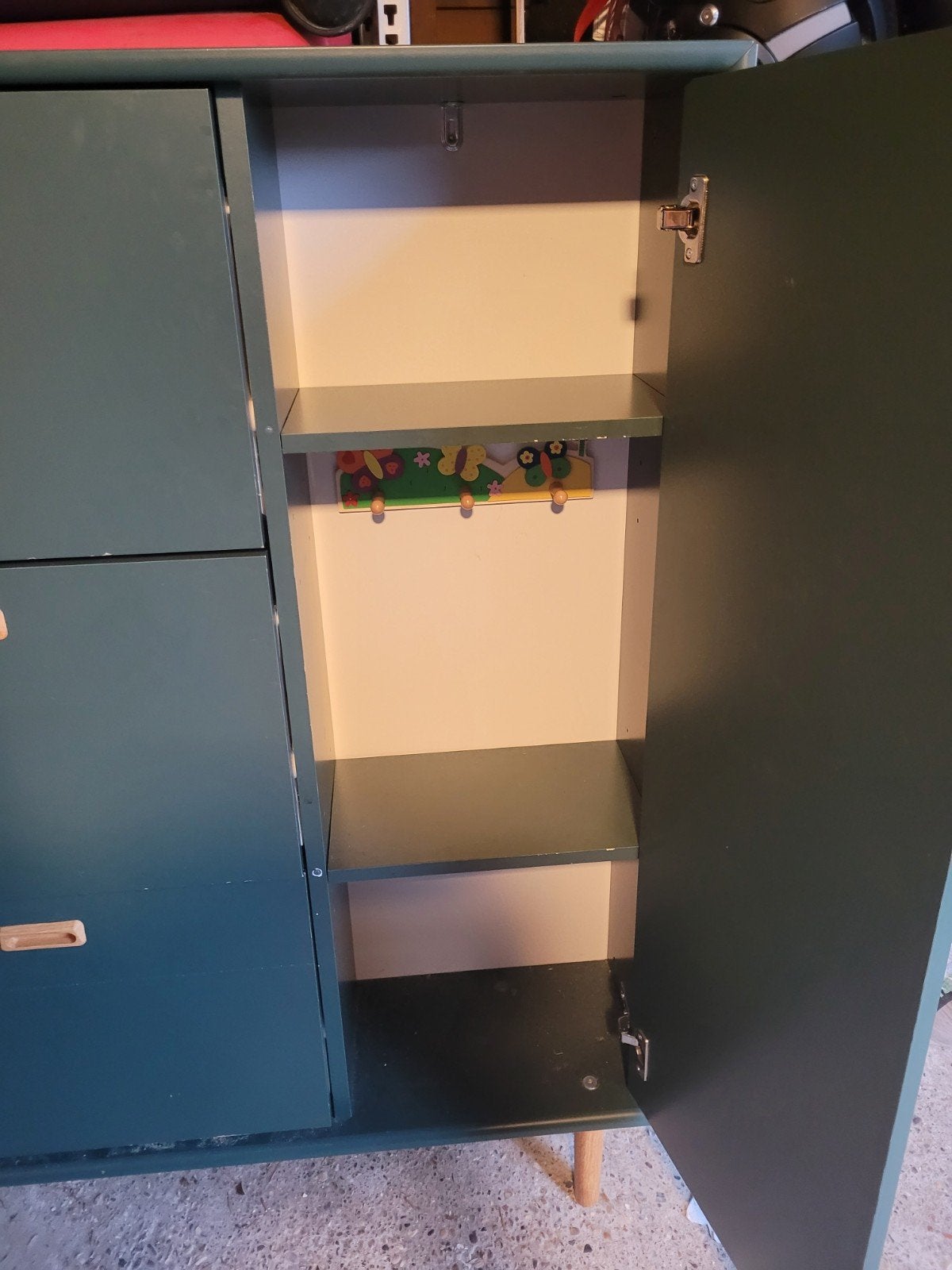 gratis af te halen. Schoenenkast, wandmontage, Ophalen, Gebruikt