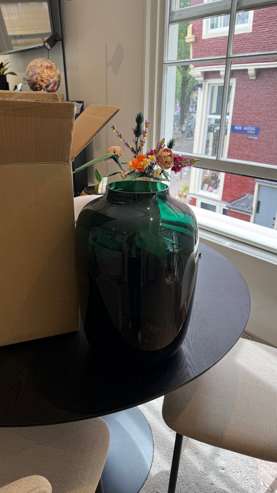 Grote Glazen Groene Vaas - Vase The World, Huis en Inrichting, Woonaccessoires | Vazen, Ophalen, 50 tot 75 cm, Groen, Glas