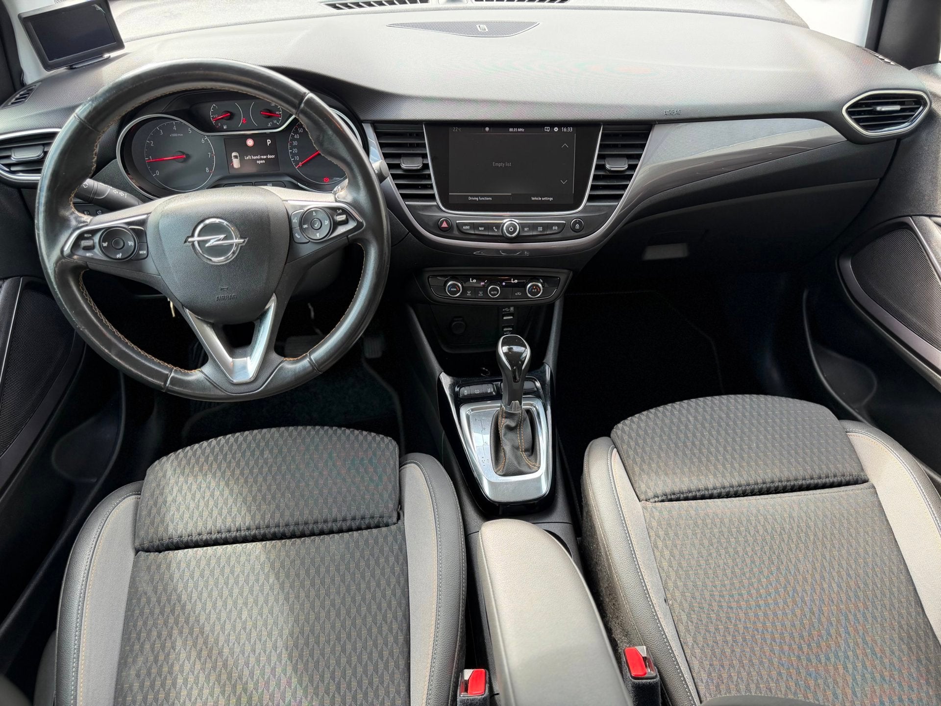 Opel Crossland X 1.2 Turbo Innovation/Nieuw Riem + onderhoud, Auto's, Dealer onderhouden, 840 kg, Gebruikt, 1199 cc