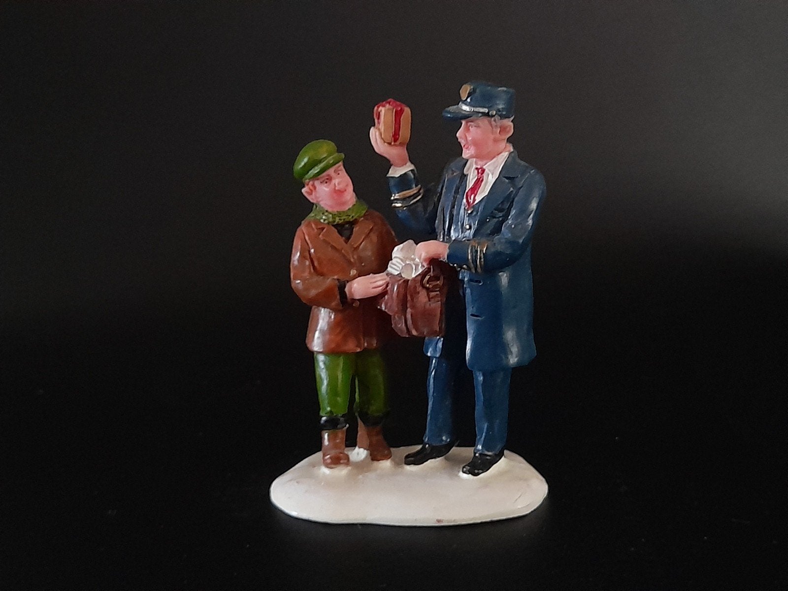 lemax kerst figuur b22 kerstdorp kersthuisjes, Diversen, Kerst, Verzenden