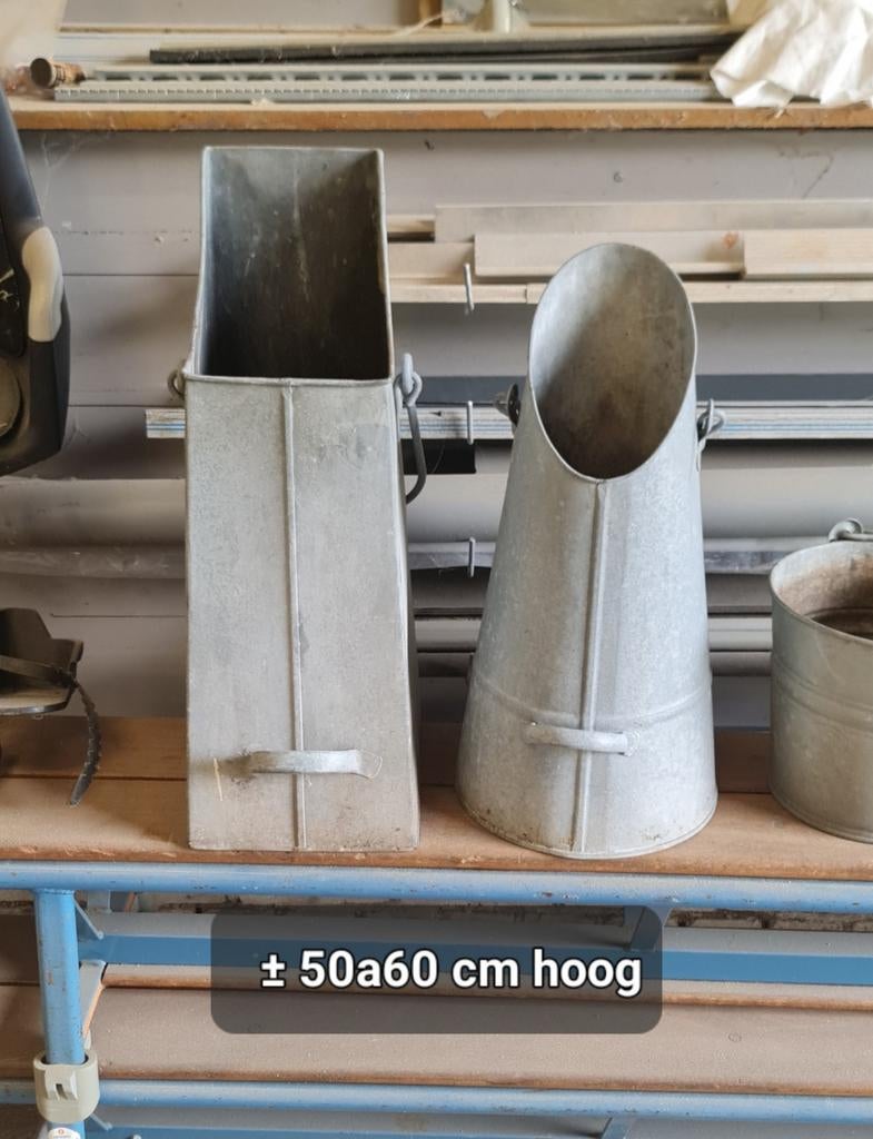 Zink potten. Kolenkit ed., Ophalen, Gebruikt, Rond, Metaal
