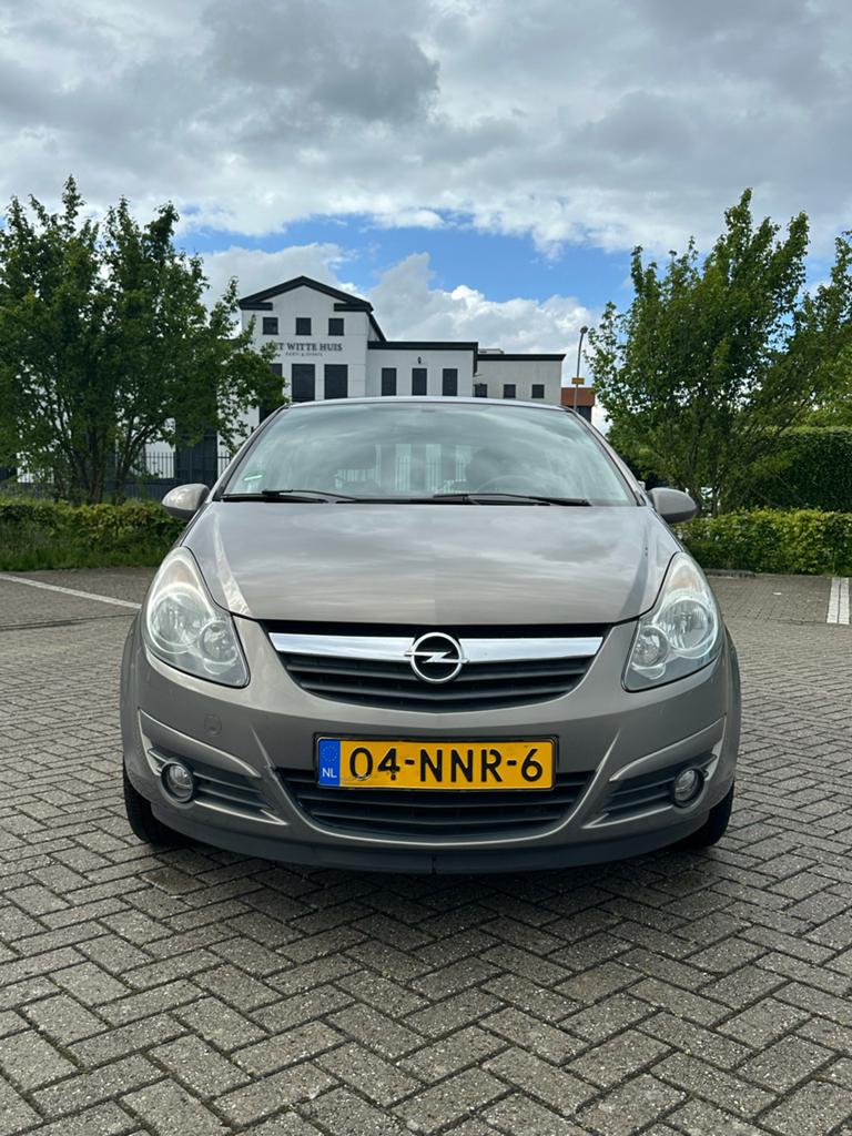Opel Corsa 1.2 16V 5D 111 Edition|Airco|AUT|Cruise|Nieuw Apk, Auto's, Opel, Particulier, Corsa, ABS, Airconditioning, Automatische klimaatregeling
