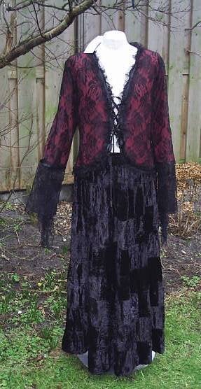 bordeaux-rood met zwarte kant: GOTHIC - Top - blouse, ,mt .S, Carnaval, ., Nieuw, Ophalen of Verzenden