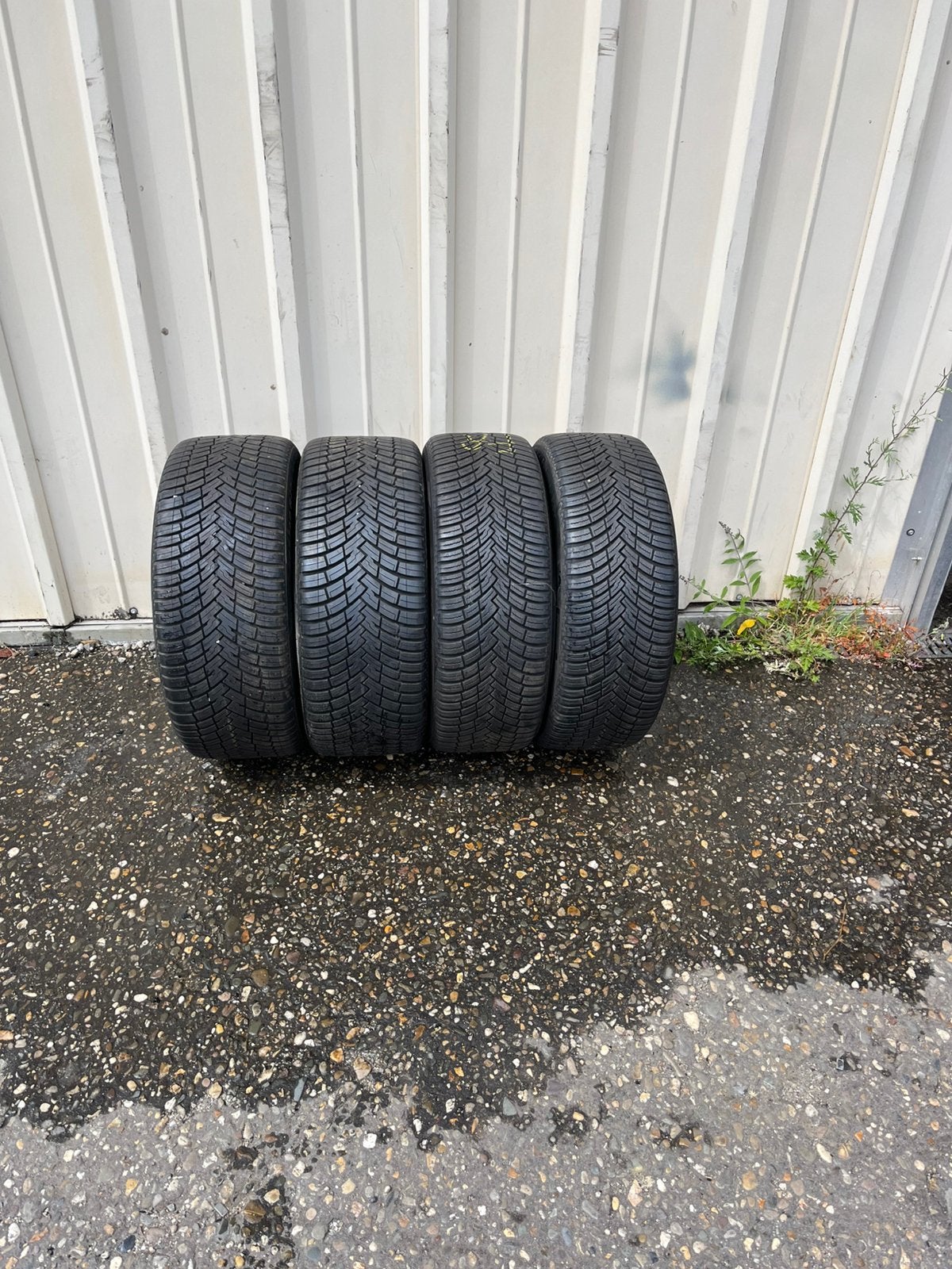 Volvo EX40 20 inch Pirelli All Season breedset banden, Ophalen, Gebruikt, 235 mm, Band(en)