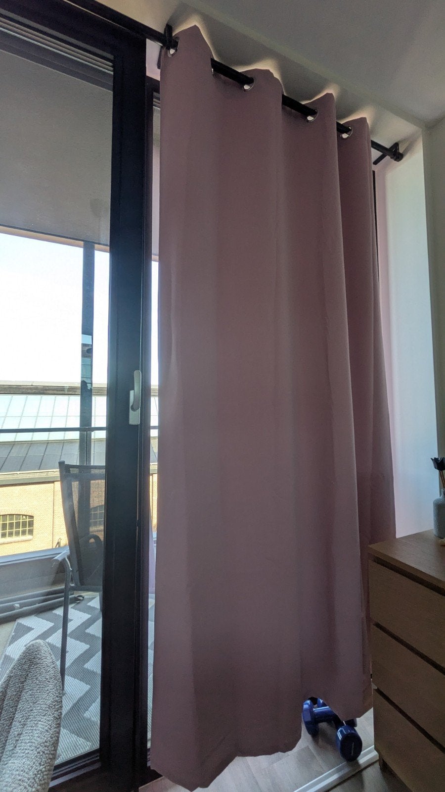 Pink blackout curtains (set of 2) + gratis IKEA rod, IKEA, Ophalen, Roze