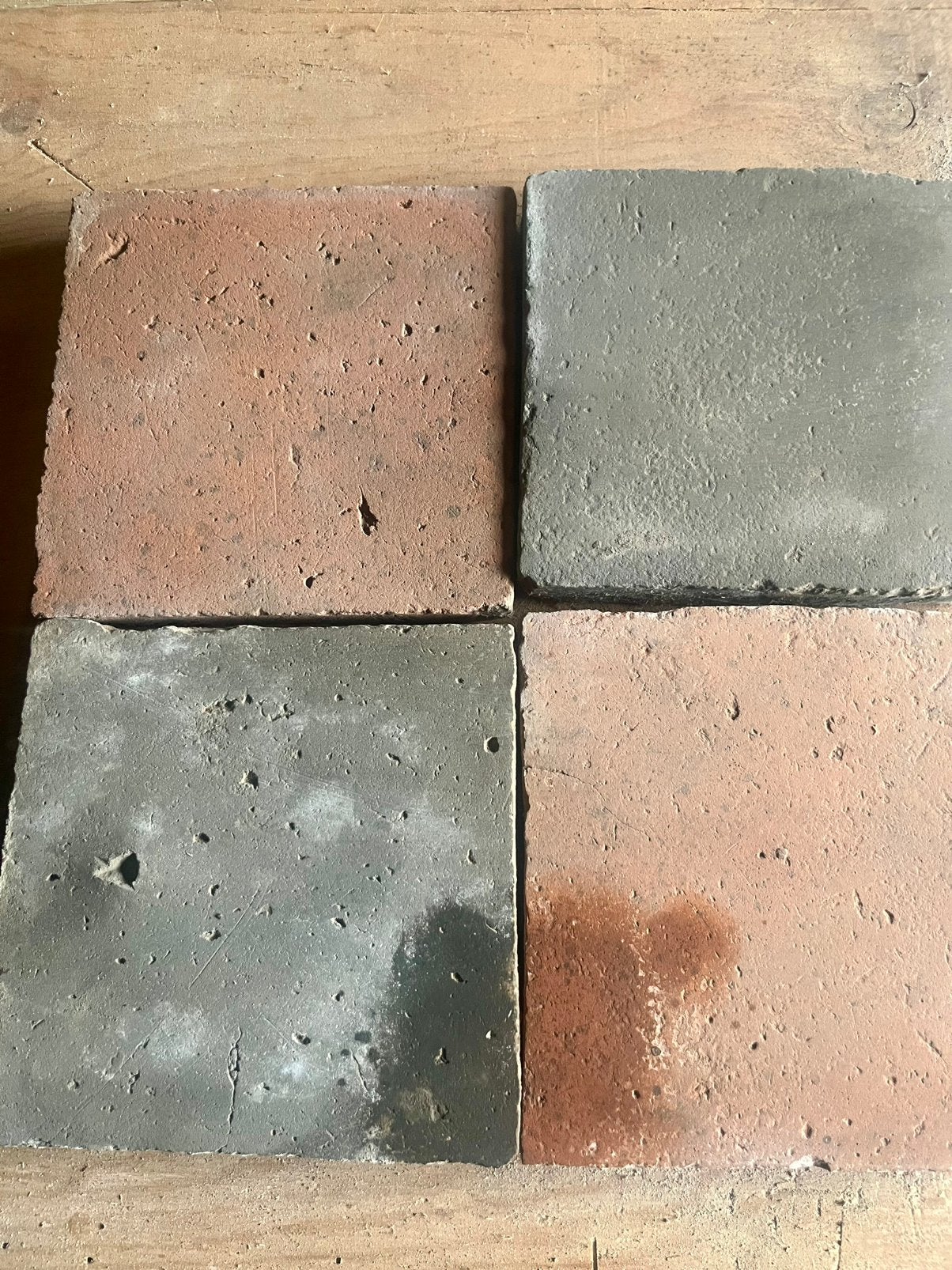 Oude estrikken uit boerderij, Ophalen, Gebruikt, Steen of Klei, Minder dan 50 cm
