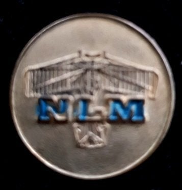 N.L.M. speld, Verzamelen, Speldjes, Pins en Buttons, Verzenden, Nieuw, Transport, Speldje of Pin