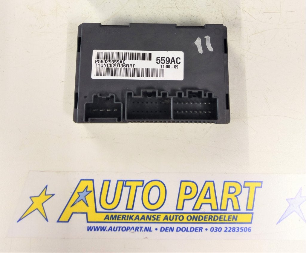 Dodge Ram pickup tussenbak module 2011-2012, Gebruikt, PO Box 21-8004 | Auburn Hills, MI 48321-8004, Amerikaanse onderdelen, Ophalen of Verzenden