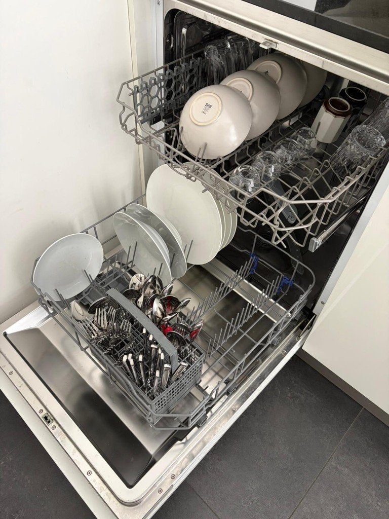 Luxe witte eilandkeuken incl. Bosch, AEG,en BoraGEDEMONTEERD, Wit, Overige typen, Ophalen of Verzenden, Zo goed als nieuw