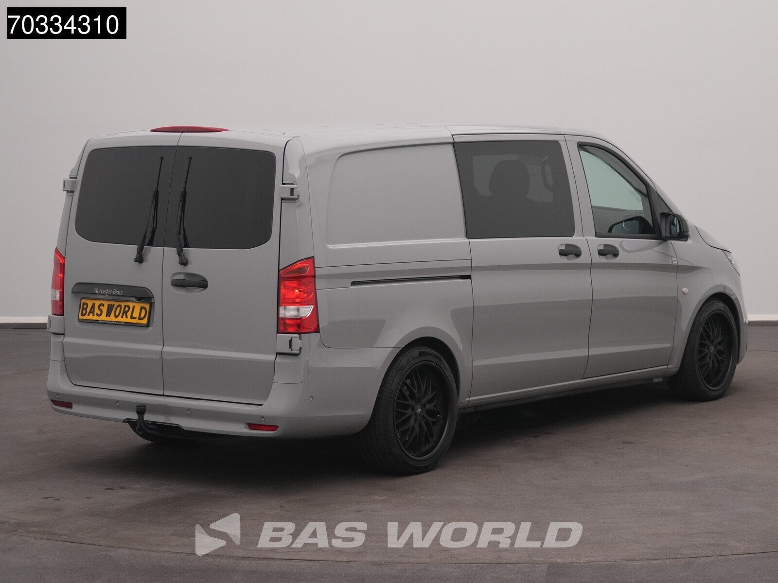 Mercedes Vito 124 Automaat Dubbel Cabine Nwe model 2x Schuif, Auto's, Automaat, Euro 6, 4 cilinders, Bedrijf