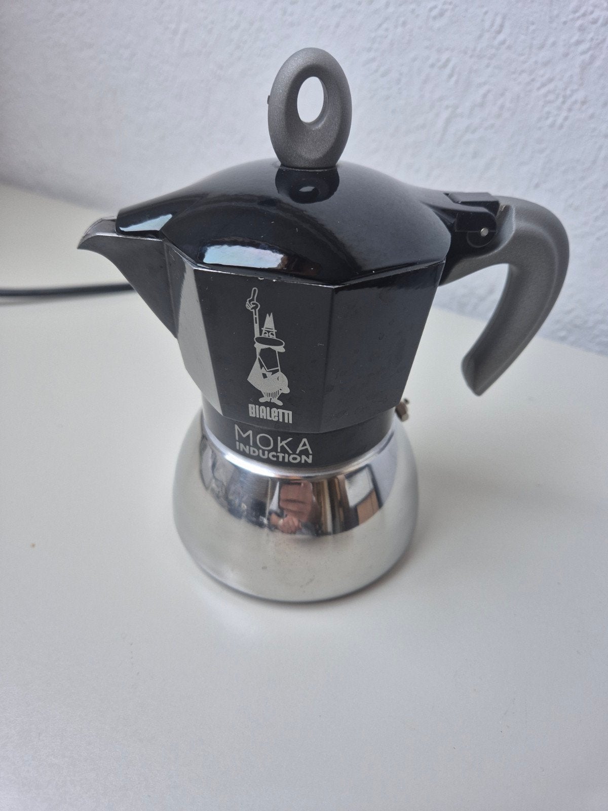 Bialetti Moka Induction - Zwart/RVS - 2 kopjes, Overige modellen, Gemalen koffie, Ophalen of Verzenden, Zo goed als nieuw