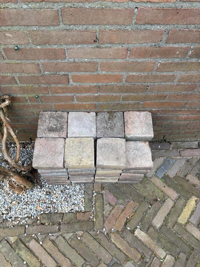 Vierkante stenen/klinkers 14x14, Ophalen, Gebruikt, Klinkers, Minder dan 5 m²