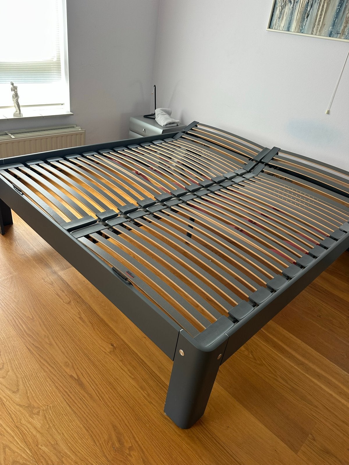 Auping Tweepersoonsbed met v lattenbodems en nachtkastjes, Tweepersoons, Ophalen of Verzenden, 180 cm, 200 cm