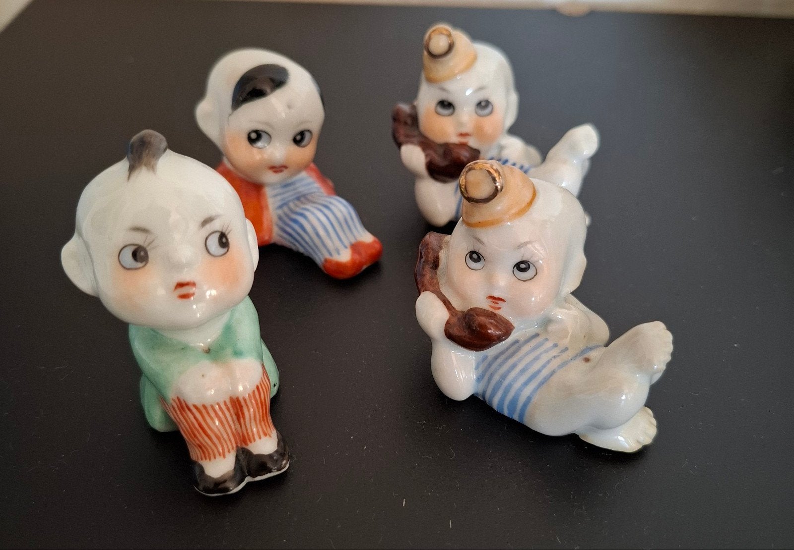 Miniatuur Chinese Porseleinen Poppetjes, Verzamelen, Ophalen of Verzenden, Gebruikt, Fantasy