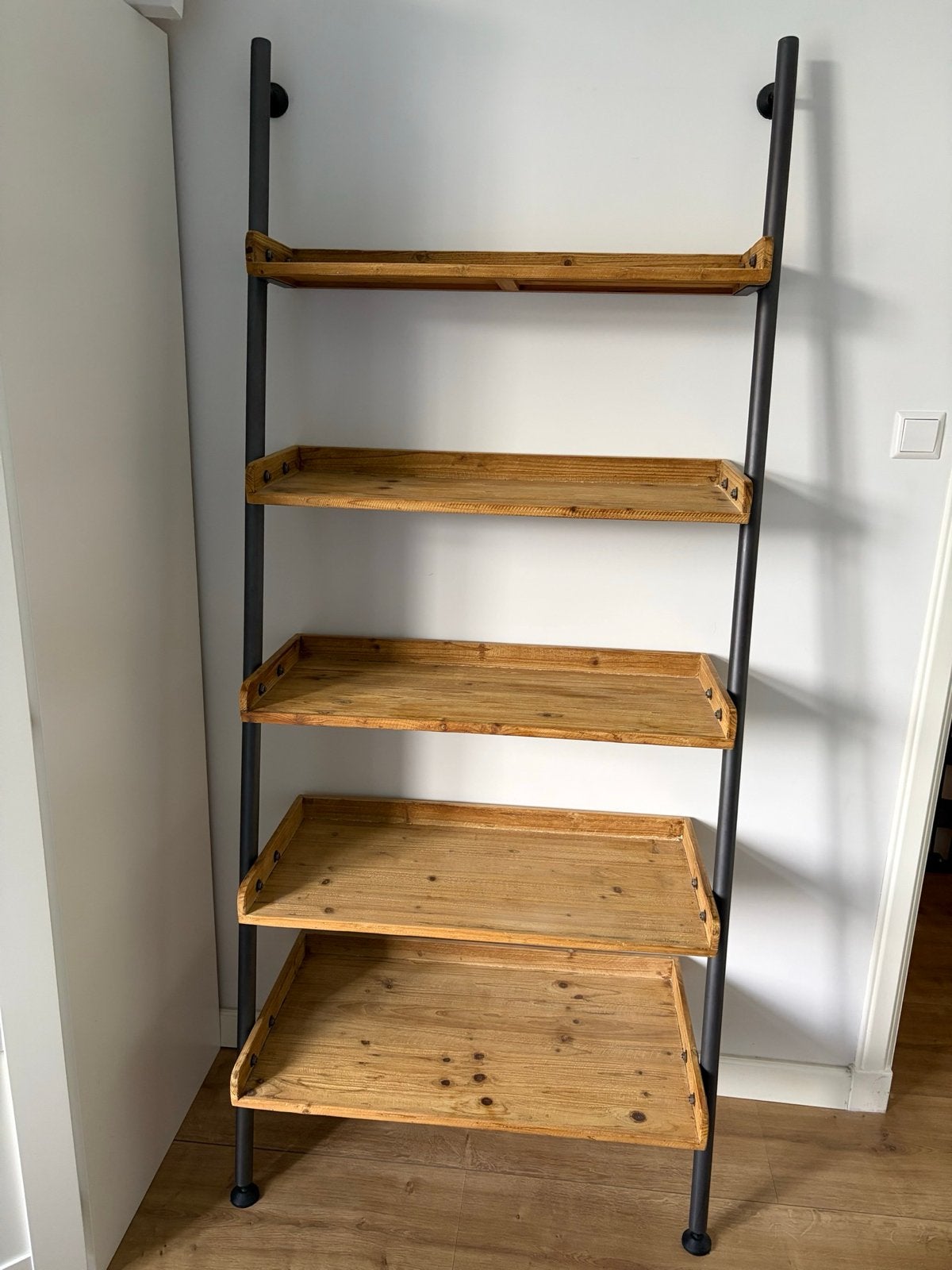 Industriële wandrek met 5 houten planken, Ophalen, Met plank(en), Gebruikt, 200 cm of meer