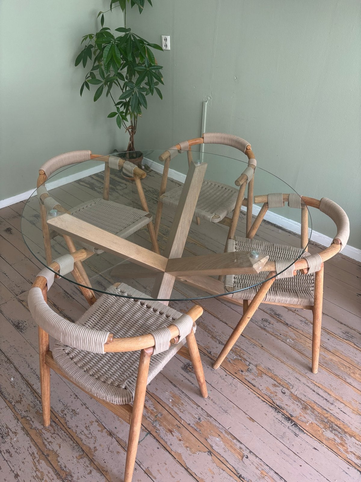 Japandi Kave Home Lotus ronde glazen eettafel eiken poten, 50 tot 100 cm, 100 tot 150 cm, Ophalen of Verzenden, Zo goed als nieuw