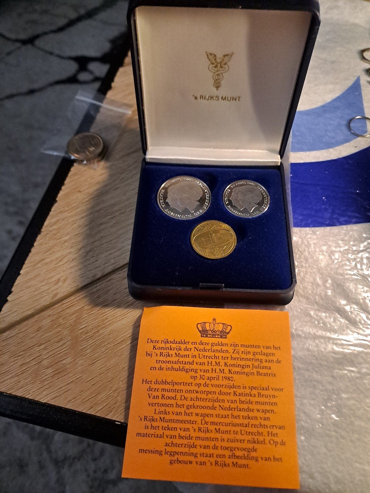 tk een setje van 4 muntensets !, Ophalen of Verzenden, Nederland, Munten