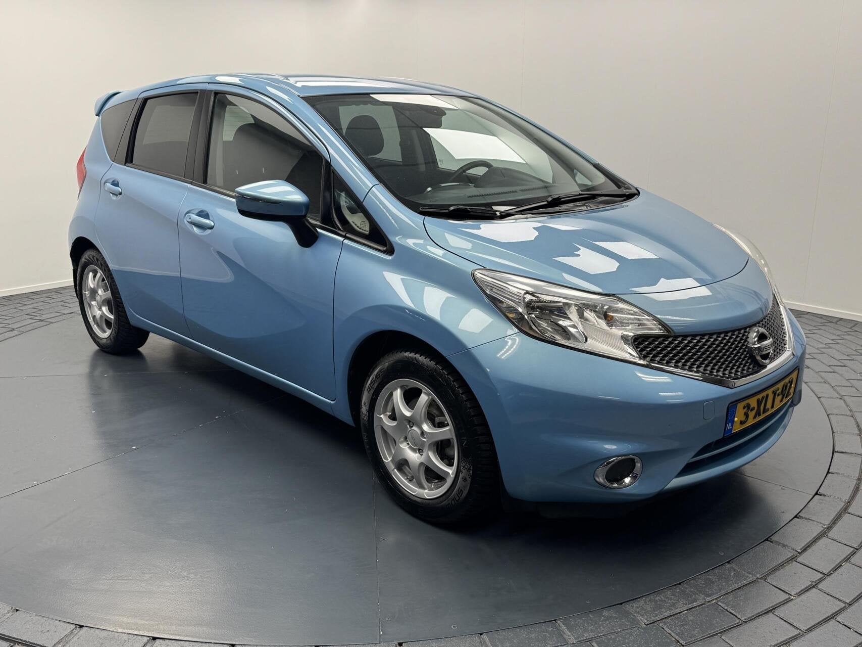 Nissan Note 1.2 DIG-S Edition Automaat-Afn.Trekhaak-Navigati, Auto's, Euro 5, Stof, Gebruikt, 1045 kg