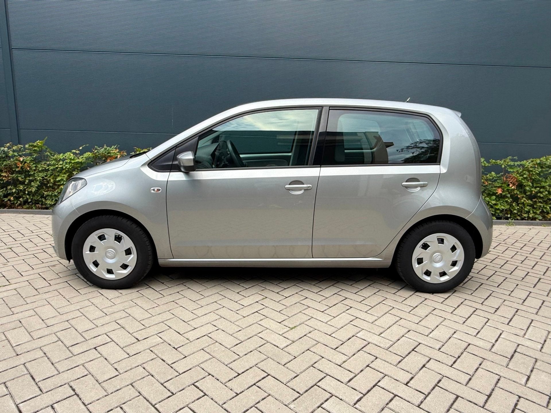 Seat Mii 1.0 Style Intense nieuwstaat 5 deurs, Auto's, Stof, Gebruikt, Euro 6, Mii