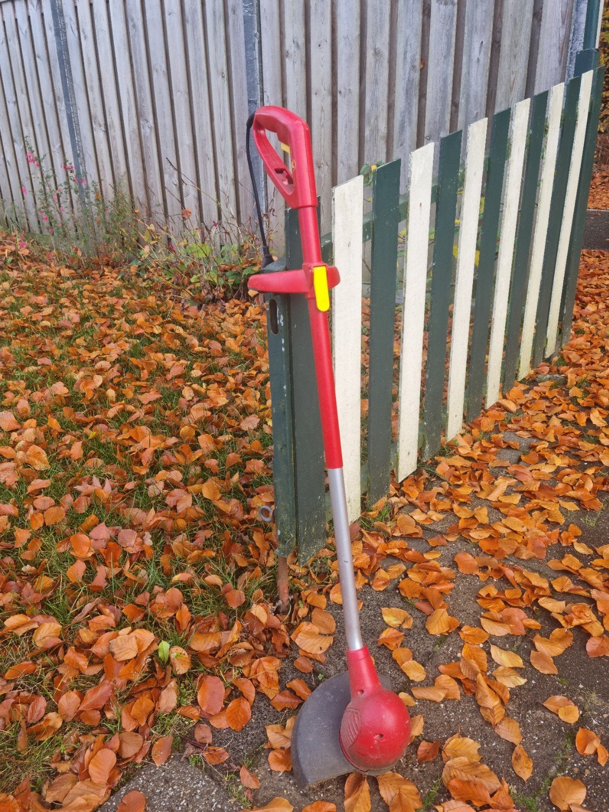 Wolf Garten kantenmaaier kantentrimmer

Beschikbaar:

Prima, Ophalen of Verzenden, Zo goed als nieuw, Wolf Garden, 10 tot 30 cm