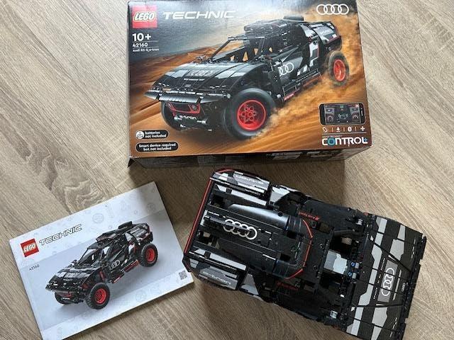 Lego 42160 - inclusief doos en boekje, Compleet, Lego, Ophalen of Verzenden, Zo goed als nieuw
