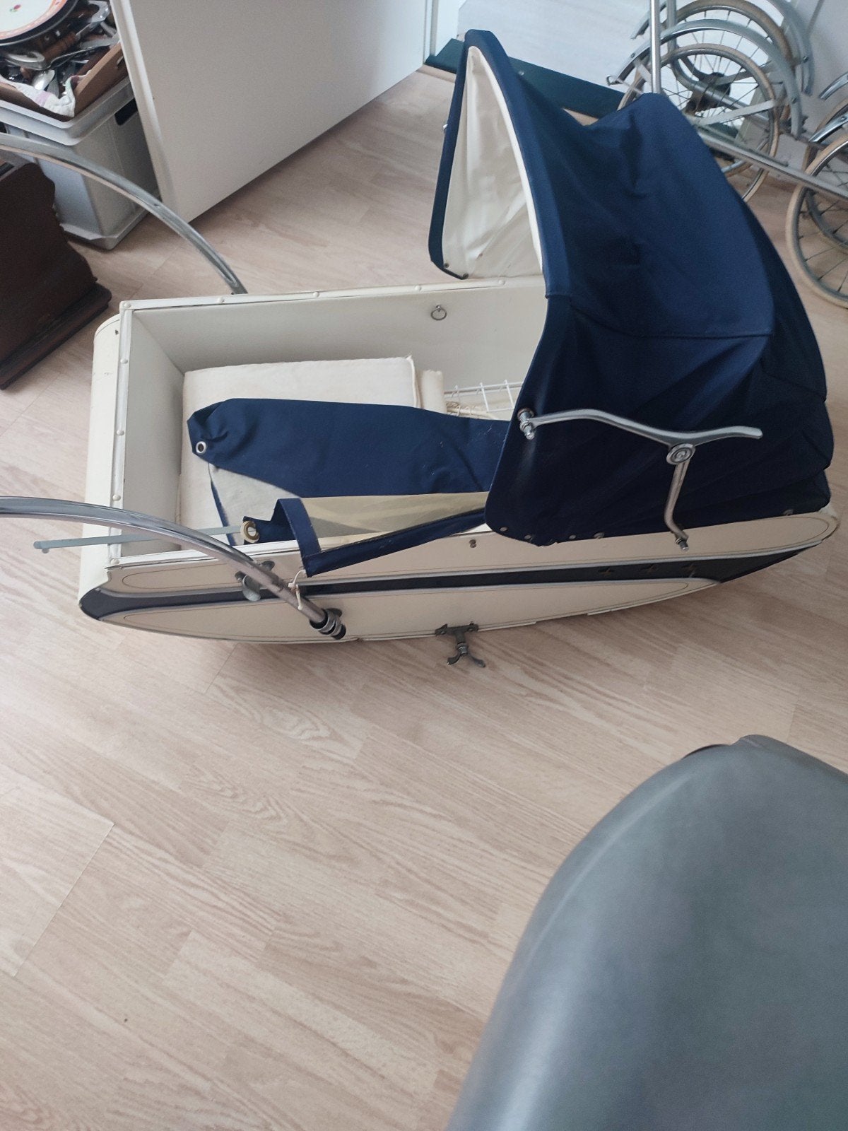 Ouderwetse kinderwagen, Ophalen of Verzenden