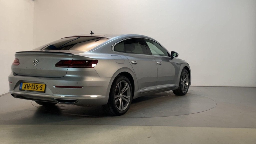 Volkswagen Arteon 1.5 TSI 150pk DSG Business R R-Line Camera, Auto's, Volkswagen, Arteon, 4 cilinders, Origineel Nederlands, Bedrijf