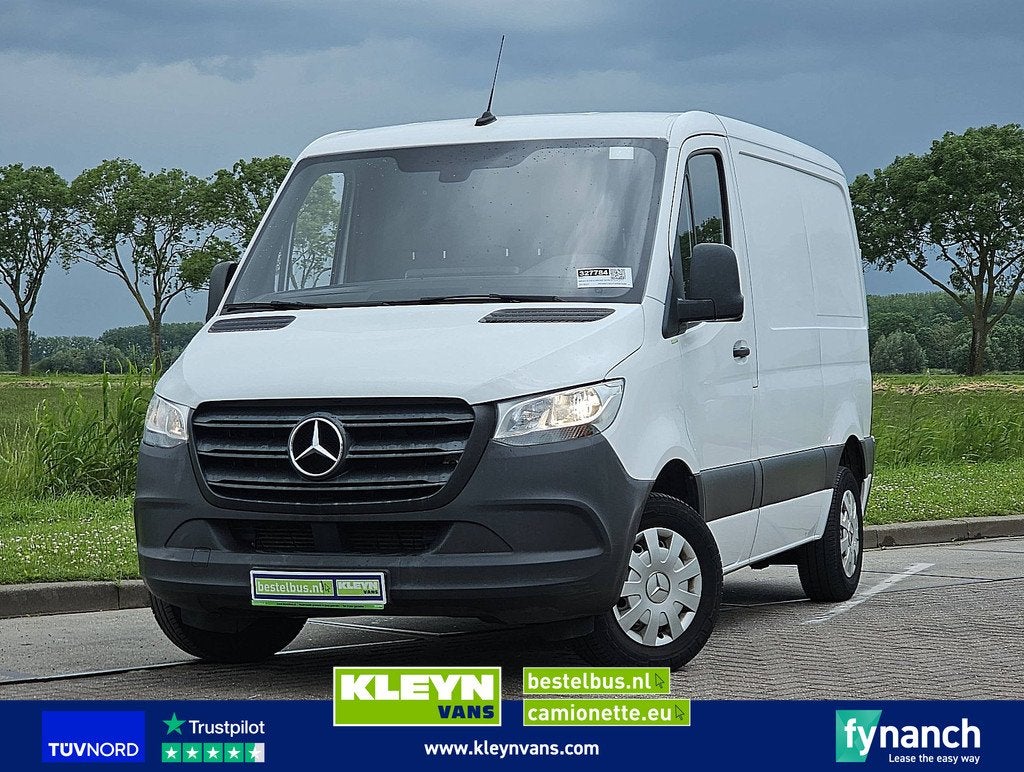 MERCEDES-BENZ SPRINTER 211 trekhaak ac euro6, Gebruikt, Euro 6, Wit, Mercedes-Benz