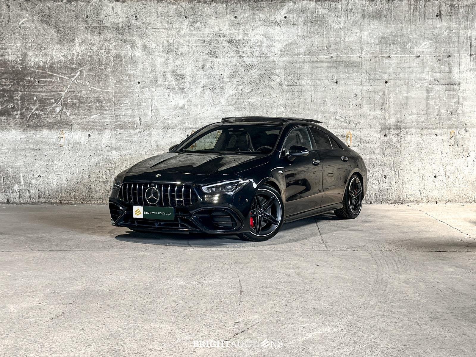 Mercedes-Benz CLA-Klasse CLA45s 4Matic+ Premium Plus, Auto's, Automaat, CLA, Gebruikt, Bedrijf
