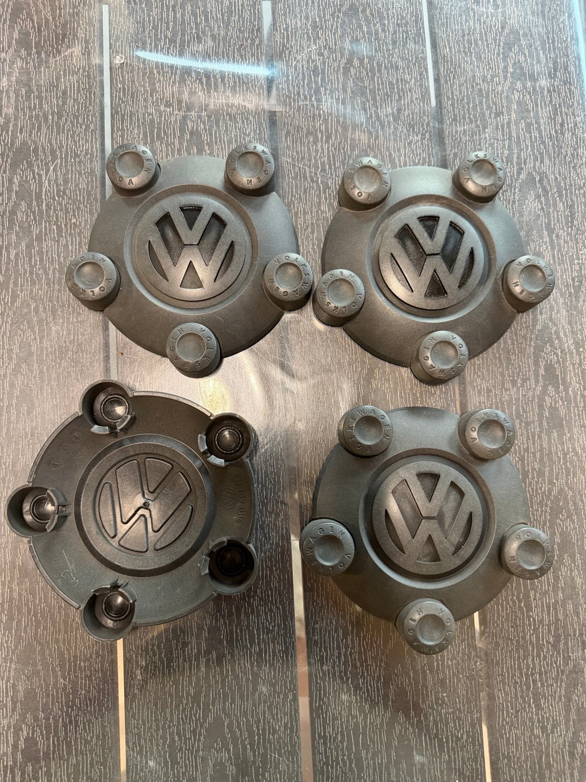 Set van 4 Volkswagen naafdoppen, Ophalen, Gebruikt