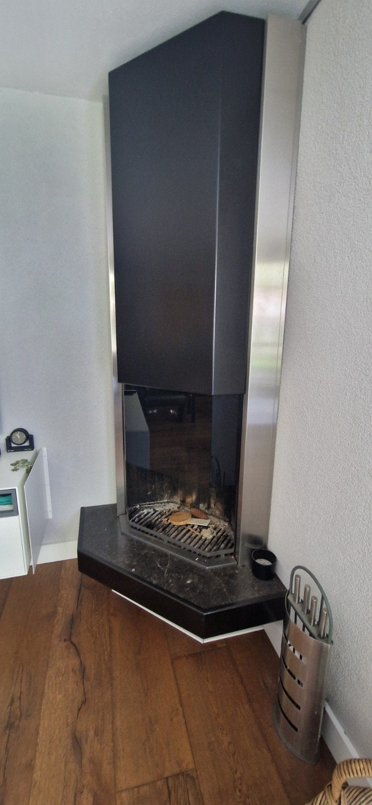 Moderne hoek openhaard (RVS, staal, glas) houtgestookt, Ophalen, Gebruikt, Houthaard