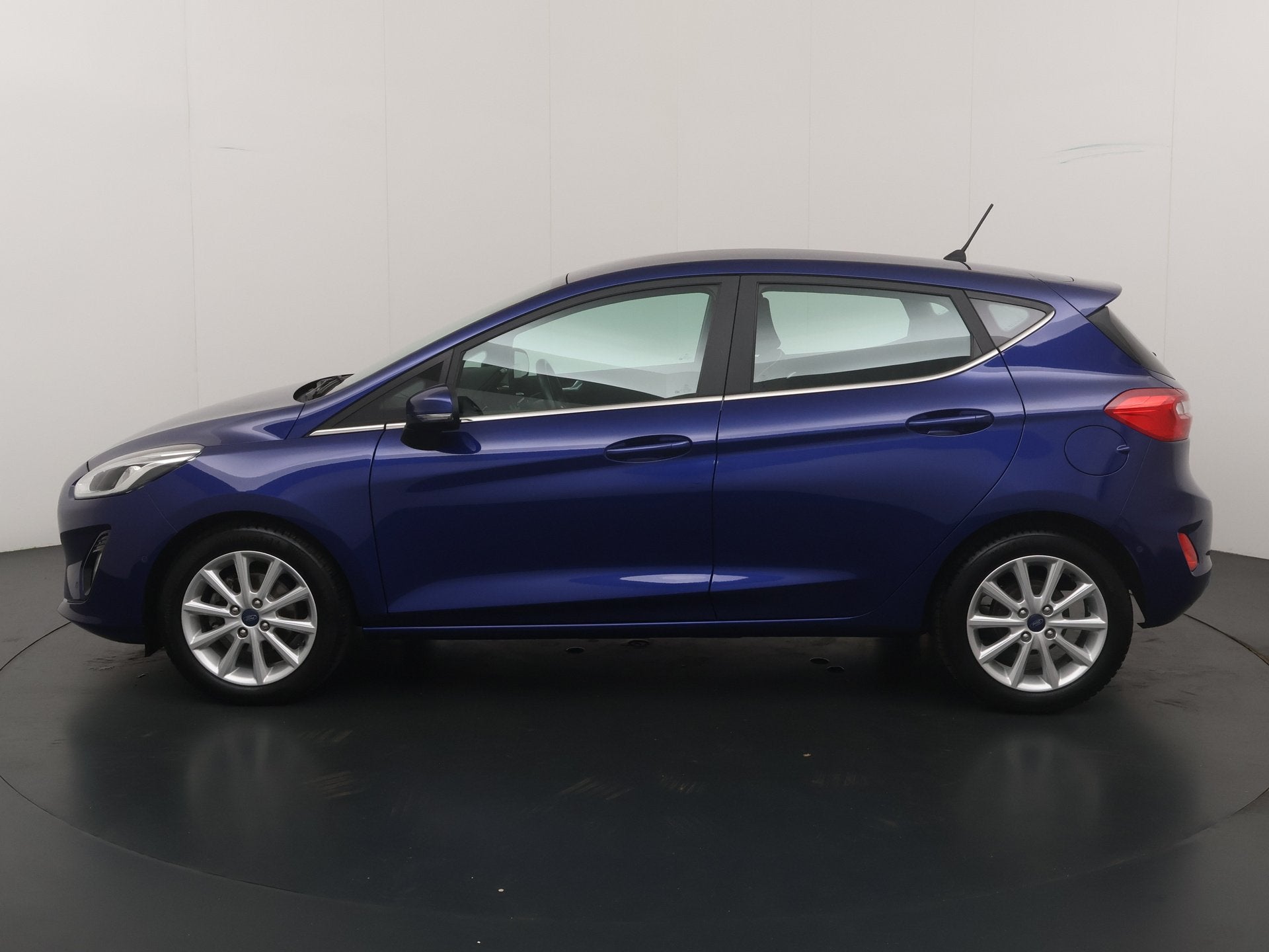 Ford Fiesta Titanium | Voorruitverw. | Clima | Auto-Park | A, Auto's, Ford, 12 maanden, Gebruikt, 580 kg, Blauw