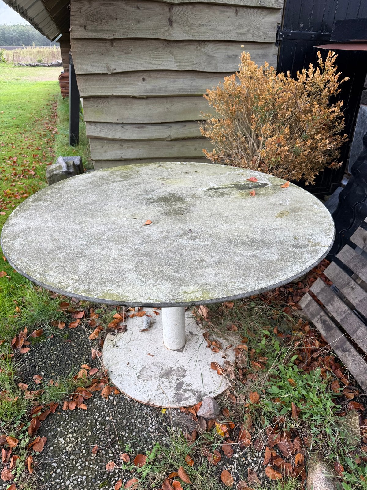 Gratis ophalen Ronde tuintafel, Ophalen, Gebruikt, Rond, Overige materialen
