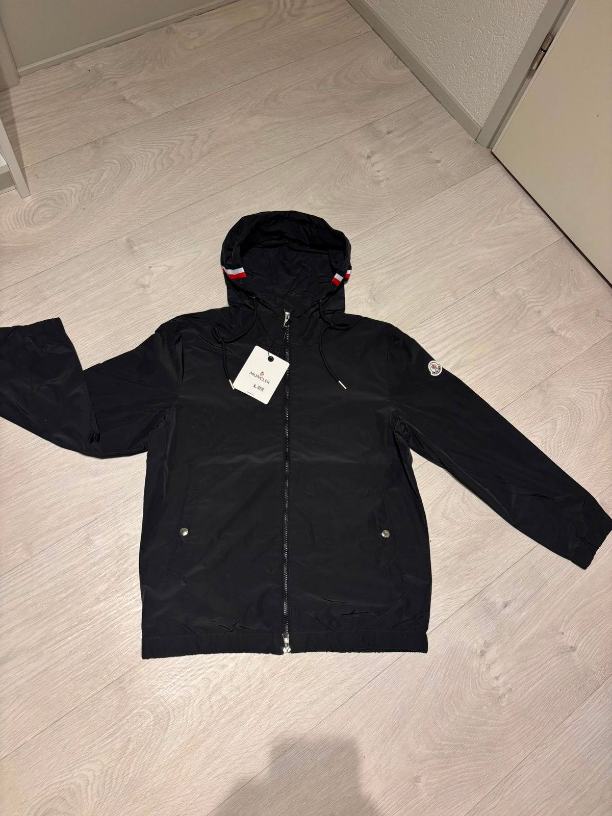 Moncler windbreaker, Ophalen of Verzenden, Nieuw, Maat 48/50 (M), Zwart