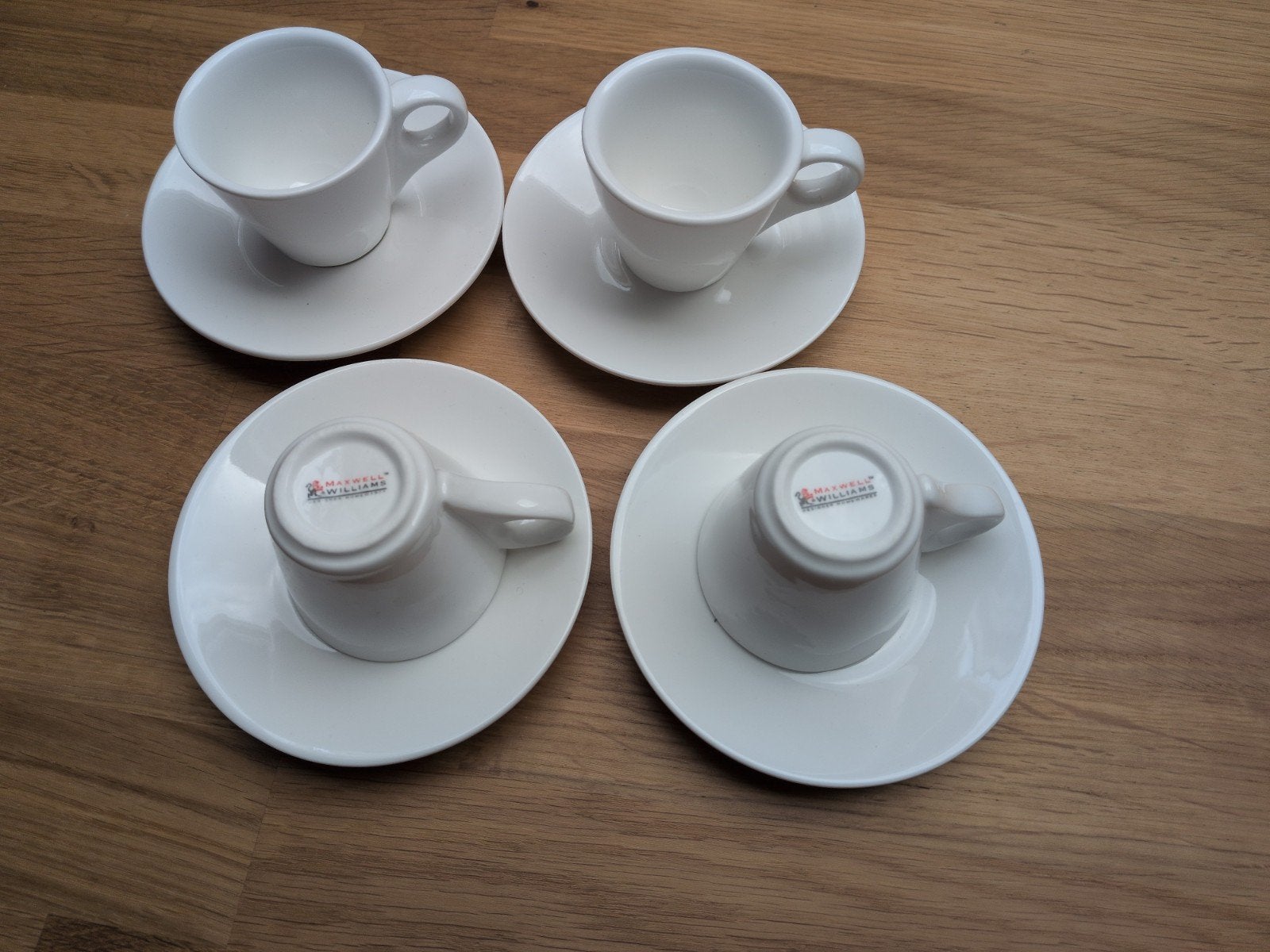 Maxwell Williams Espresso Kopjes - Set van 4, Ophalen of Verzenden, Zo goed als nieuw, Effen, Kop(pen) en/of Schotel(s)