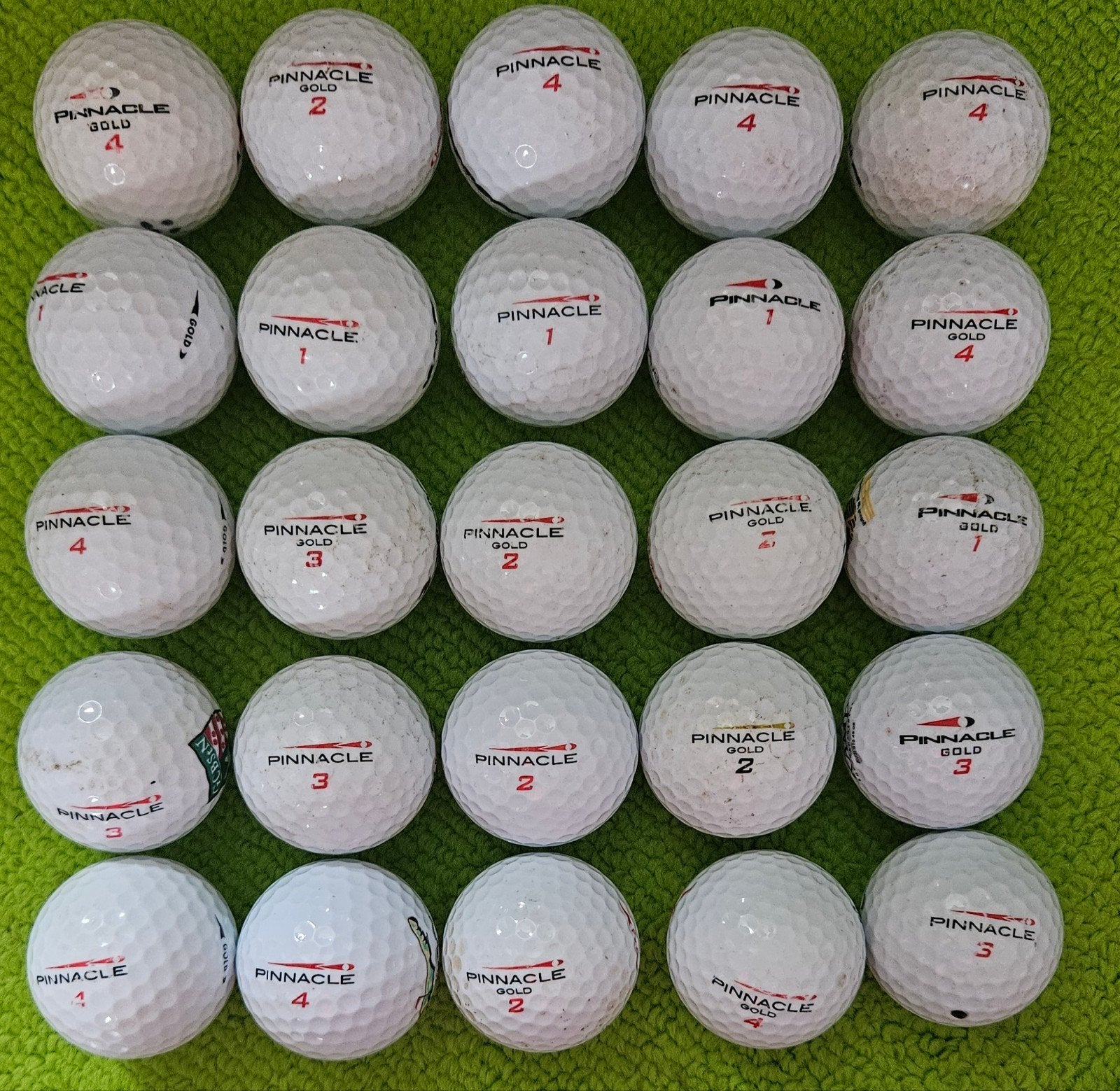 25 Pinnacle gold golfballen., Ophalen of Verzenden, Bal(len)